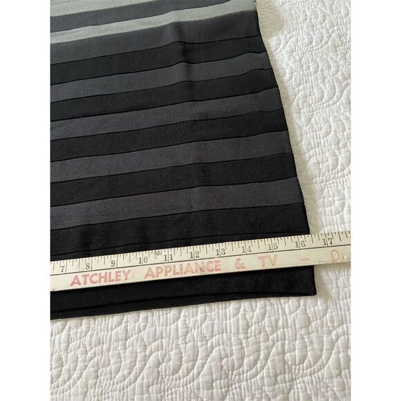 French Connection NWT Bodycon Gray Striped Dress Size 10 Knee Length - Picture 11 of 13